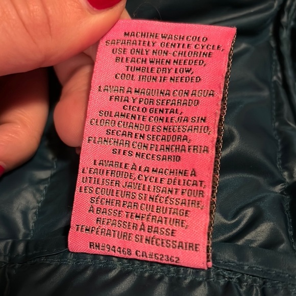 Betsy Johnson | Teal Puffer Jacket with Hood - Picture 5 of 13